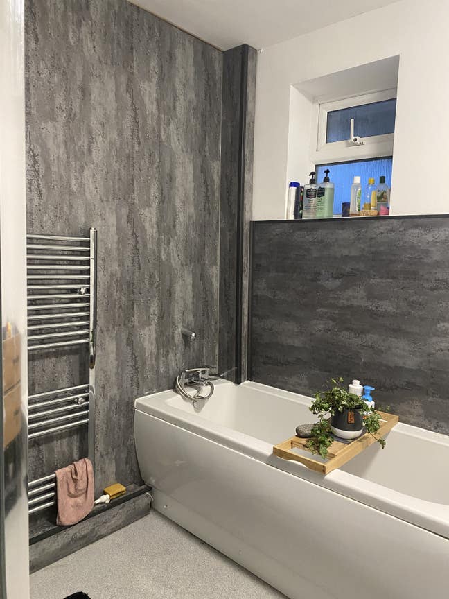 Spacious  Double  Rooms in Quiet Town Main Photo