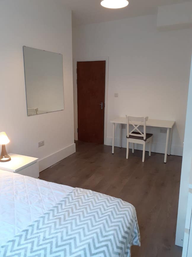 Farringdon EC1, Zone 1, &pound;1,295pcm   Main Photo