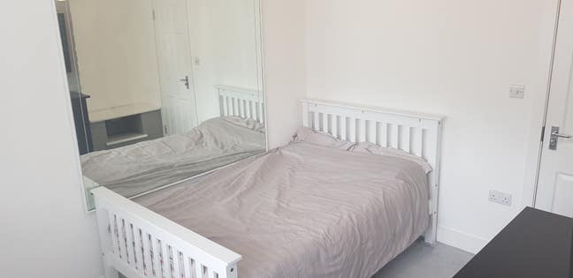 Quiet double room in Wooburn Green Main Photo