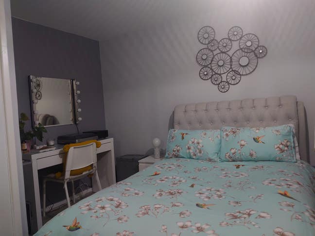 Lovely Double Room in an immaculate house. Main Photo