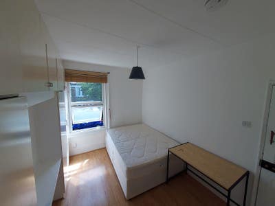 Double room.Hendon-John's Avenue.Bills included Main Photo