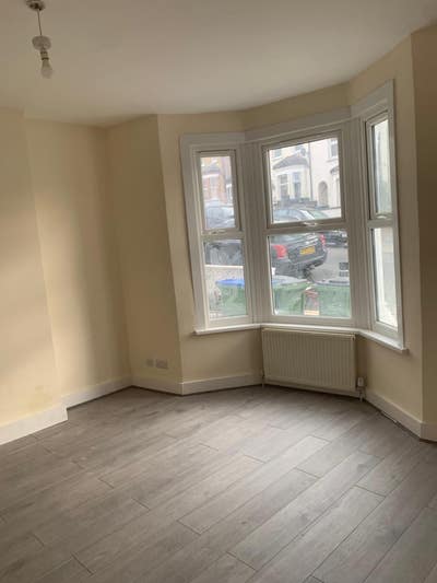 Newly refurbished property!!! Main Photo