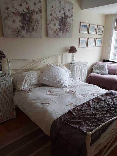Lovely double room cosham Main Photo