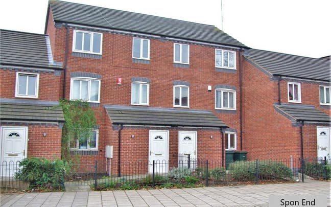 4 Bed House Main Photo