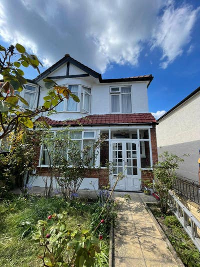 Female housemate for spacious double room SE23 Main Photo