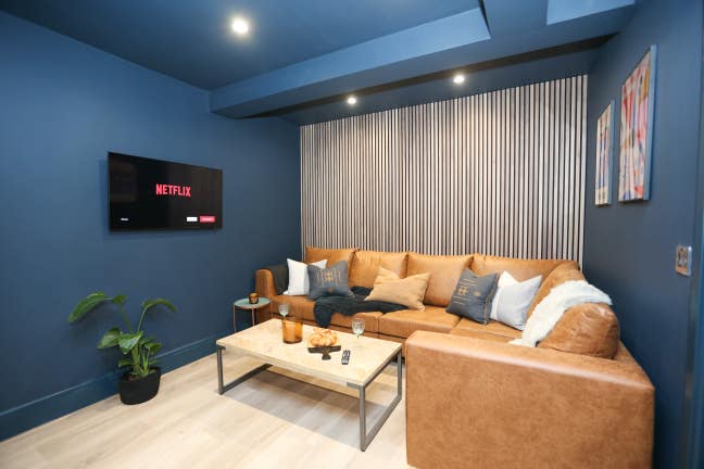 (m) Incredible One Off Boutique House Share Main Photo