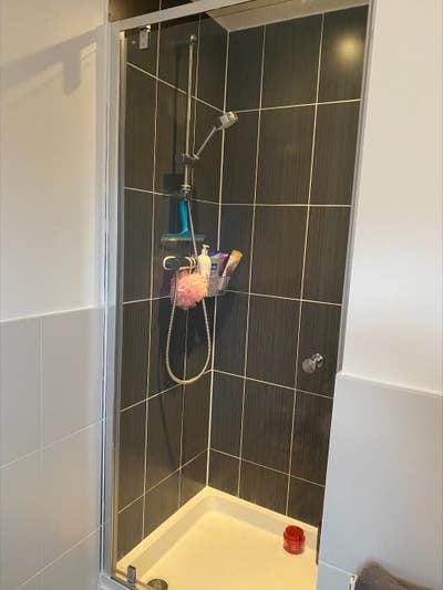 Double Room with En Suite Main Photo