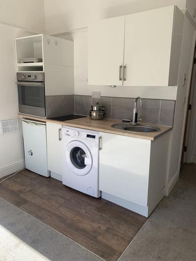 Prenton Cosy 1 Bed Flat with Patio inc Elec& Wifi  Main Photo