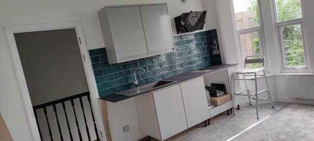 Beaut New Hi-Spec Double with Kitchen Bills inc. Main Photo