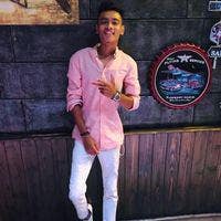 Professional Male seeks a single or double room Main Photo