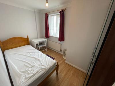    Female  preferred  - New   Refurbished   Flat Main Photo