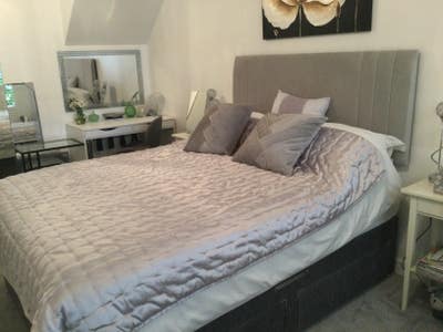 Lovely room, en-suite with superb facilities . Main Photo