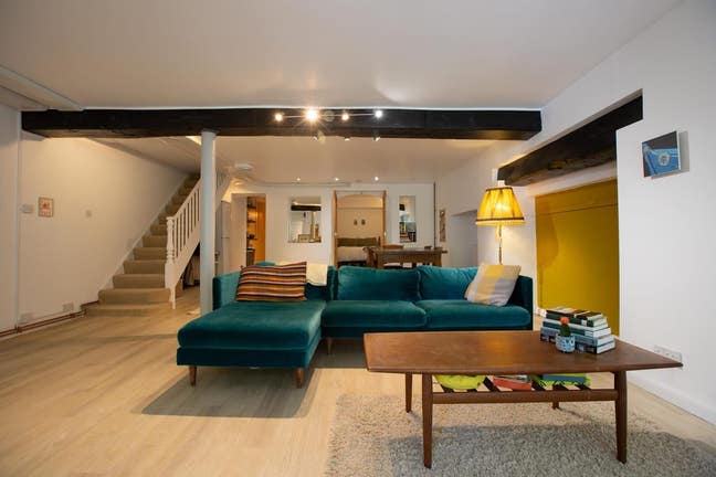 Park side apartment  Main Photo