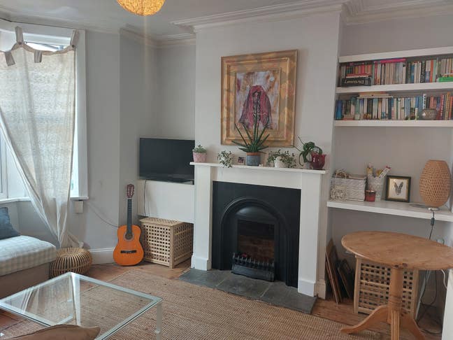Room available in the heart of Easton Main Photo