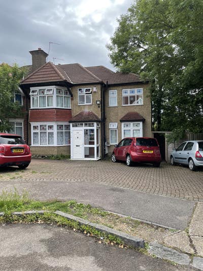 Single Room in Wembley(No deposit Required) Main Photo
