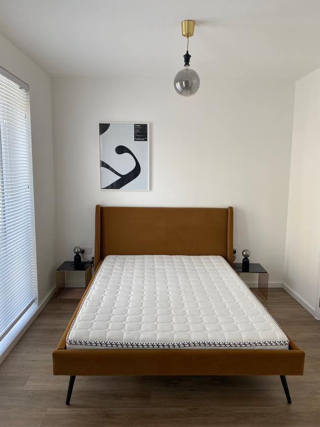 Luxury Ensuite Bright Double Room   Main Photo
