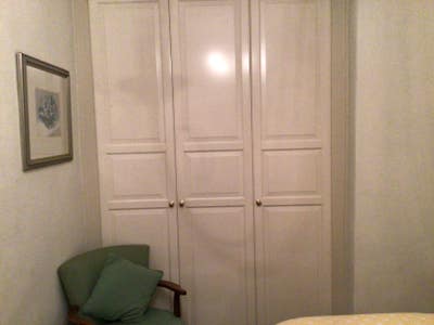 Double room for a single person with en-suite  Main Photo