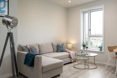Spacious one bedroom flat to rent in Bedminster Main Photo
