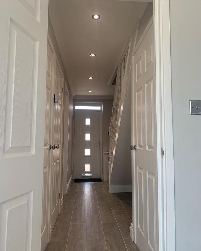 Double Room with In Extremely Clean/New Home Main Photo