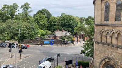 1 Double bedroom in west end Main Photo