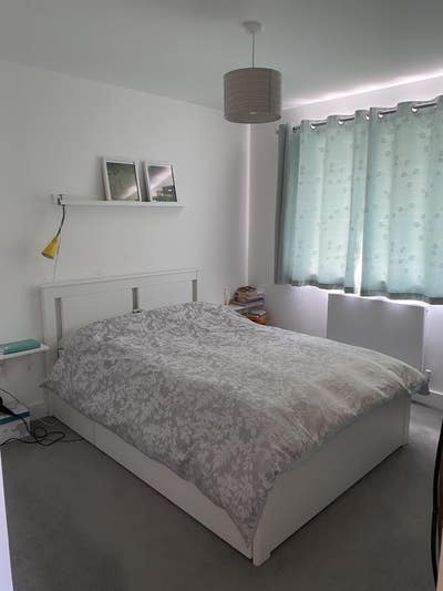 Quiet en-suit double room in new build house Main Photo