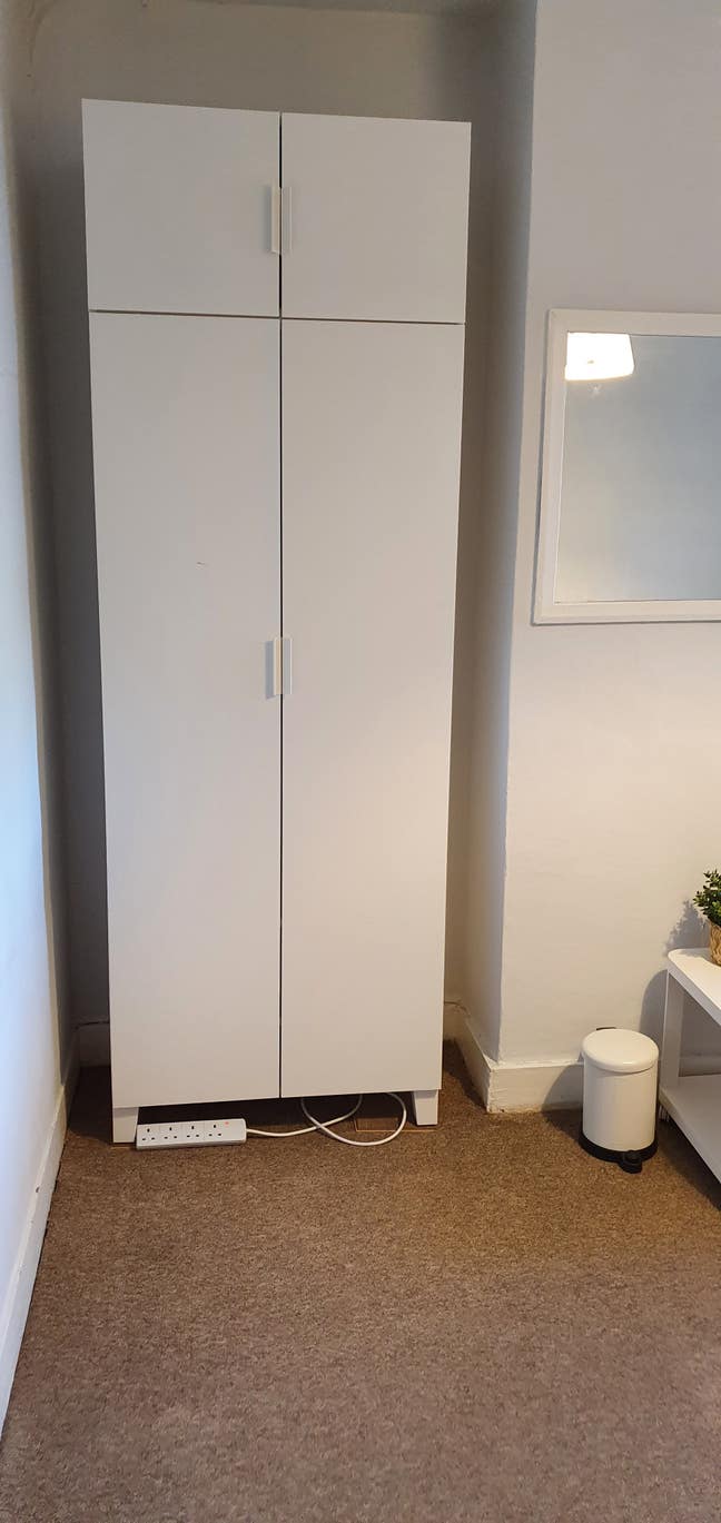 Single room with new furniture Main Photo