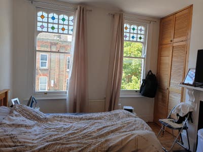 Double room let only long term student or female Main Photo
