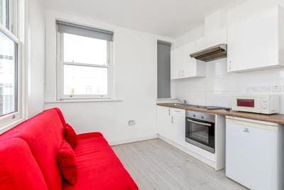 Brilliant Earl's Court Studio - Bills Included Main Photo