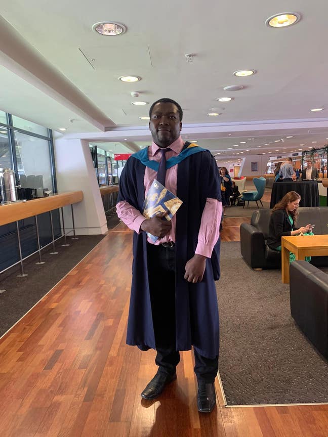 I live in belfast but have ro come to derry t... Main Photo