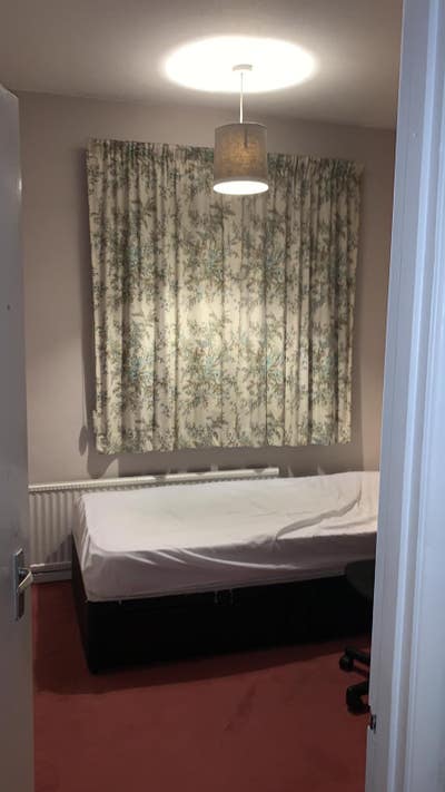 Room to rent  text  Main Photo