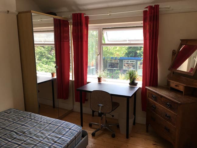 Double room for rent in Headington Main Photo
