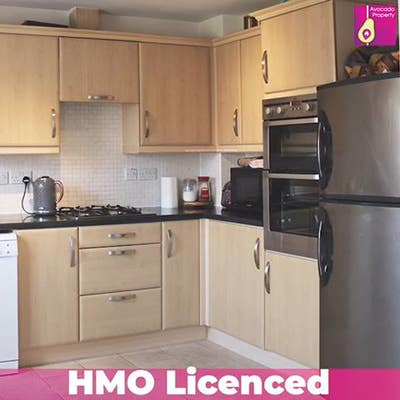 Room Available in Modern Shared House  Main Photo
