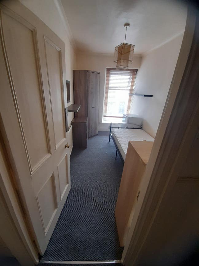 Single Room in Swansea City Centre Main Photo