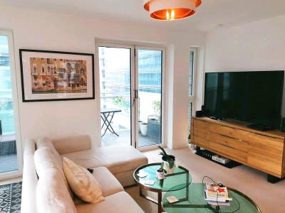 Luxury flat near City/Shoreditch, with gym+rooftop Main Photo