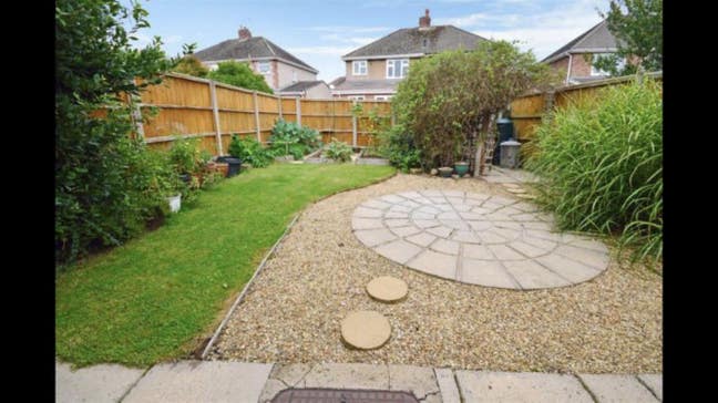 Double Bedroom available in Cheylesmore. Main Photo