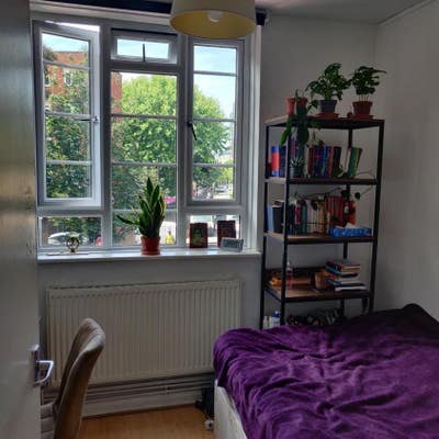 Small double room sub-let in Whitechapel flatshare Main Photo