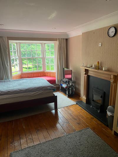 Large furnished double room Main Photo