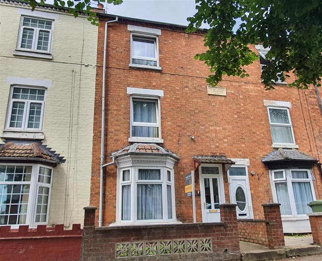 Double Room Close to Town Centre Main Photo
