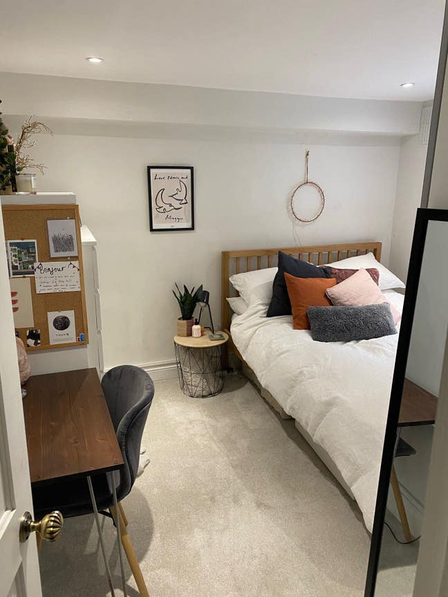 Double room in bright maisonette with patio Main Photo
