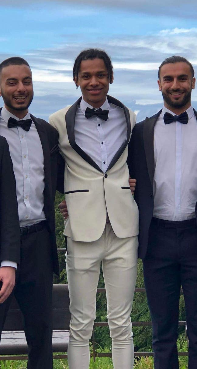 Looking for house/flat share in SW London Main Photo
