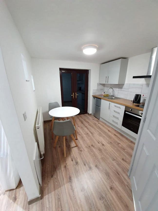 🌿 Cosy Ground Floor Studio – Central Newmarket 🌿 Main Photo