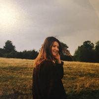 2 mid-twenties professionals looking for a 2 bed  Main Photo