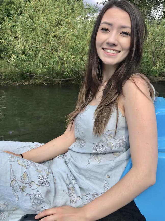33yo female working professional  Main Photo