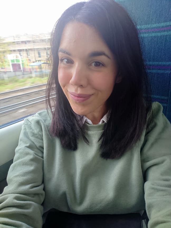 37F looking for new houseshare Main Photo