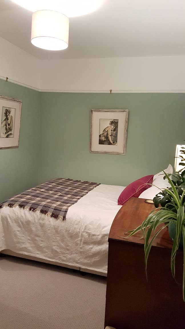 Short-term let (from Jan) cosy furnished double Main Photo