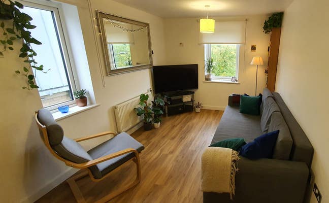 1 bed flat in Seven Sisters Road, Finsbury Park Main Photo