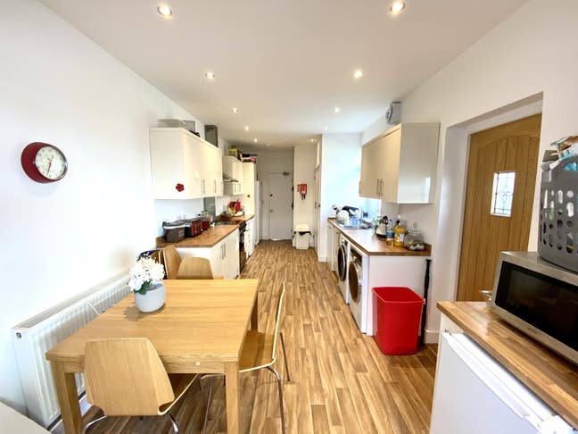 St John's Lane | Bedminster | Large Dbl & Ensuite Main Photo