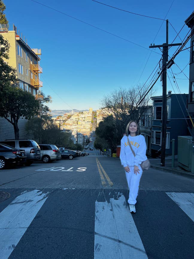 Looking for a double room/buddy up for flat Main Photo
