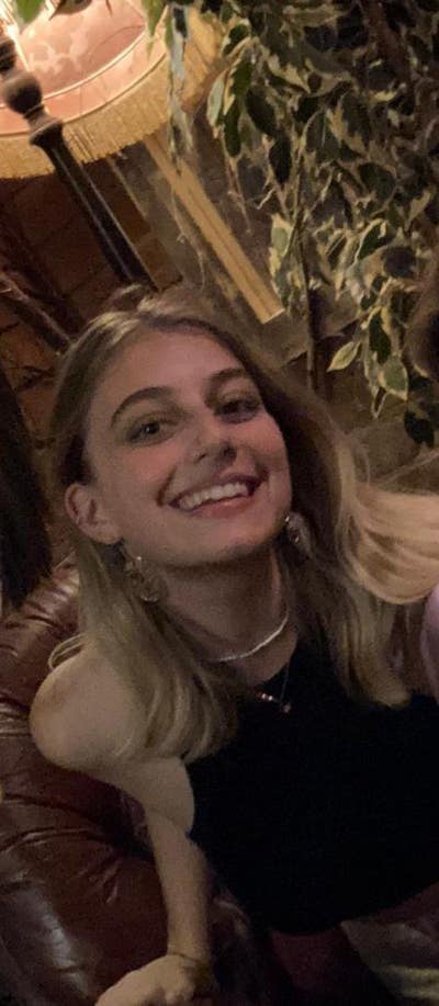 Friendly, young but mature female seeks room Main Photo