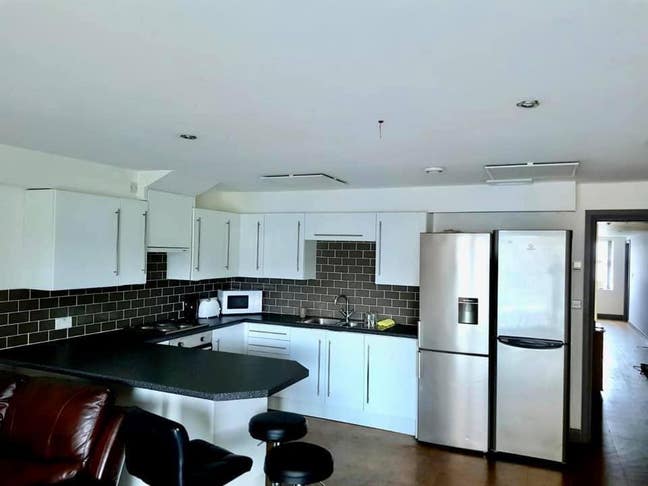 5 Bedroom Student Apartment Huddersfield Main Photo